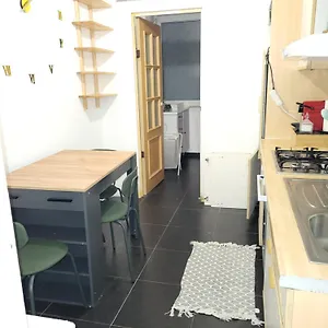 https://appartement-style-haussmannien.brusselshotelsbook.com
